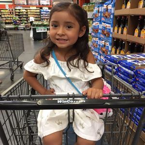 Meet your Posher, Alma